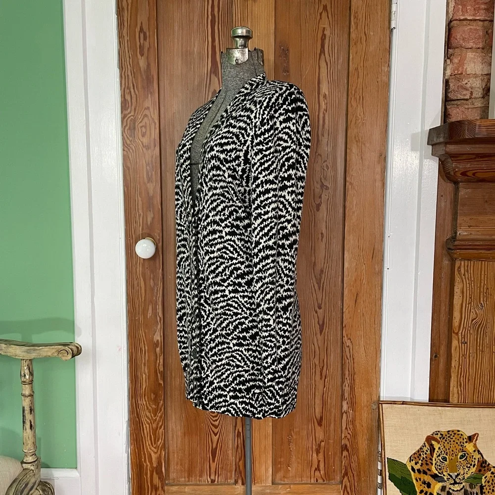 Tory Burch Simone Boyfriend Merino Wool Black & White Cardigan - Size Medium - Picture 9 of 11